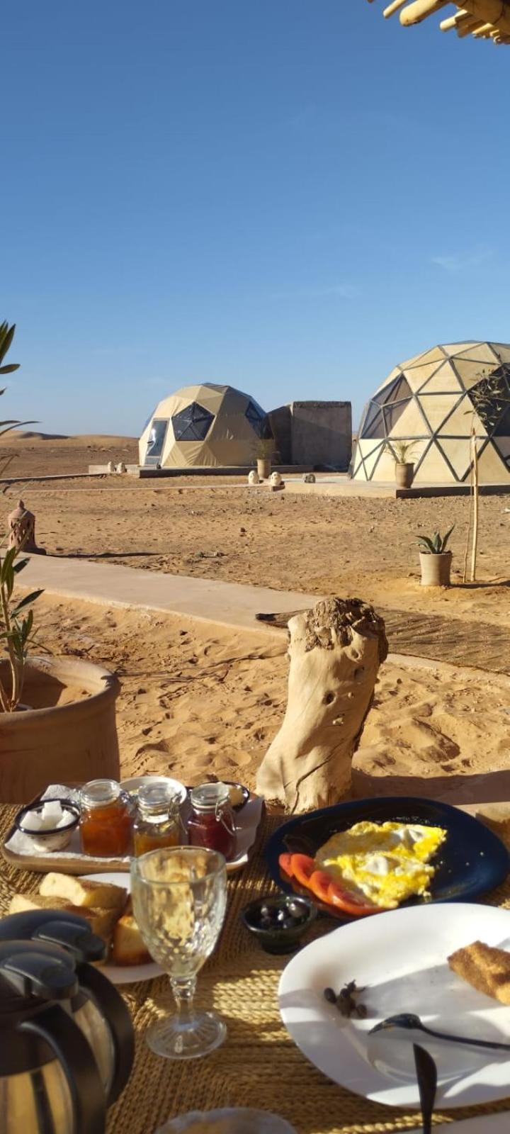ホテル Tatooine Stars Camp メルズーガ エクステリア 写真