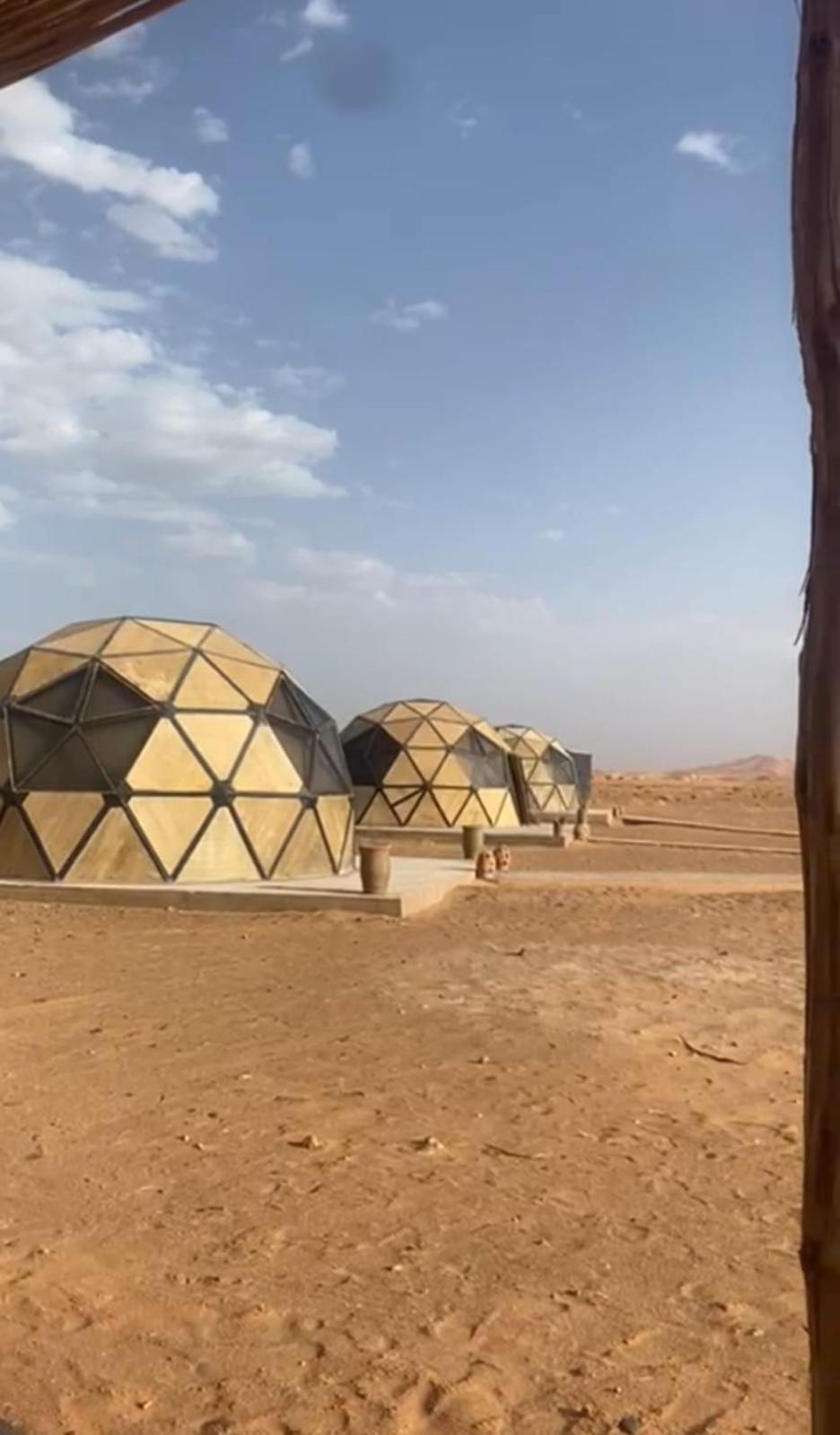 ホテル Tatooine Stars Camp メルズーガ エクステリア 写真