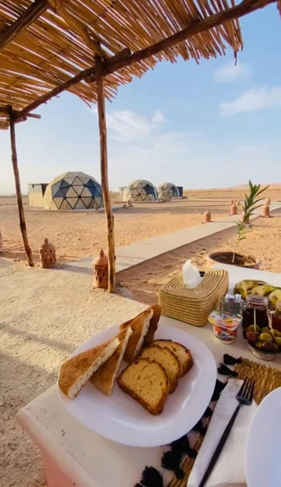 ホテル Tatooine Stars Camp メルズーガ エクステリア 写真